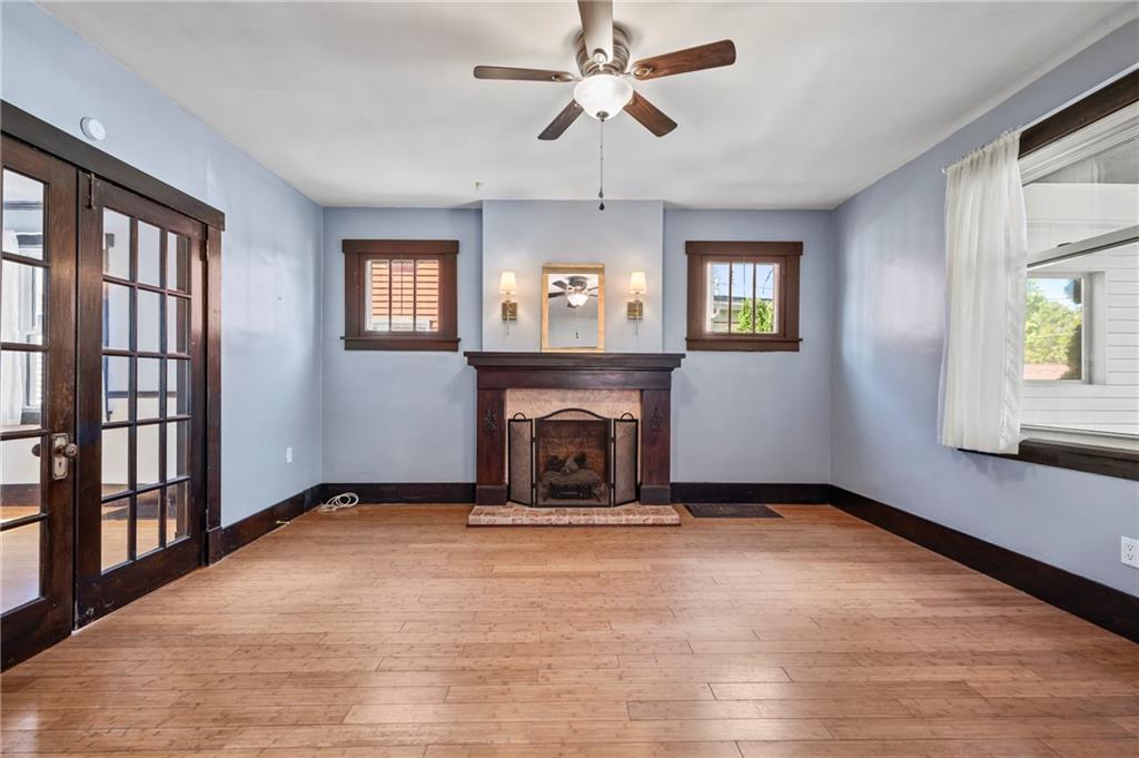 730 6th Avenue Coraopolis, PA 15108 - Photo 8 of 37 So much natural light!