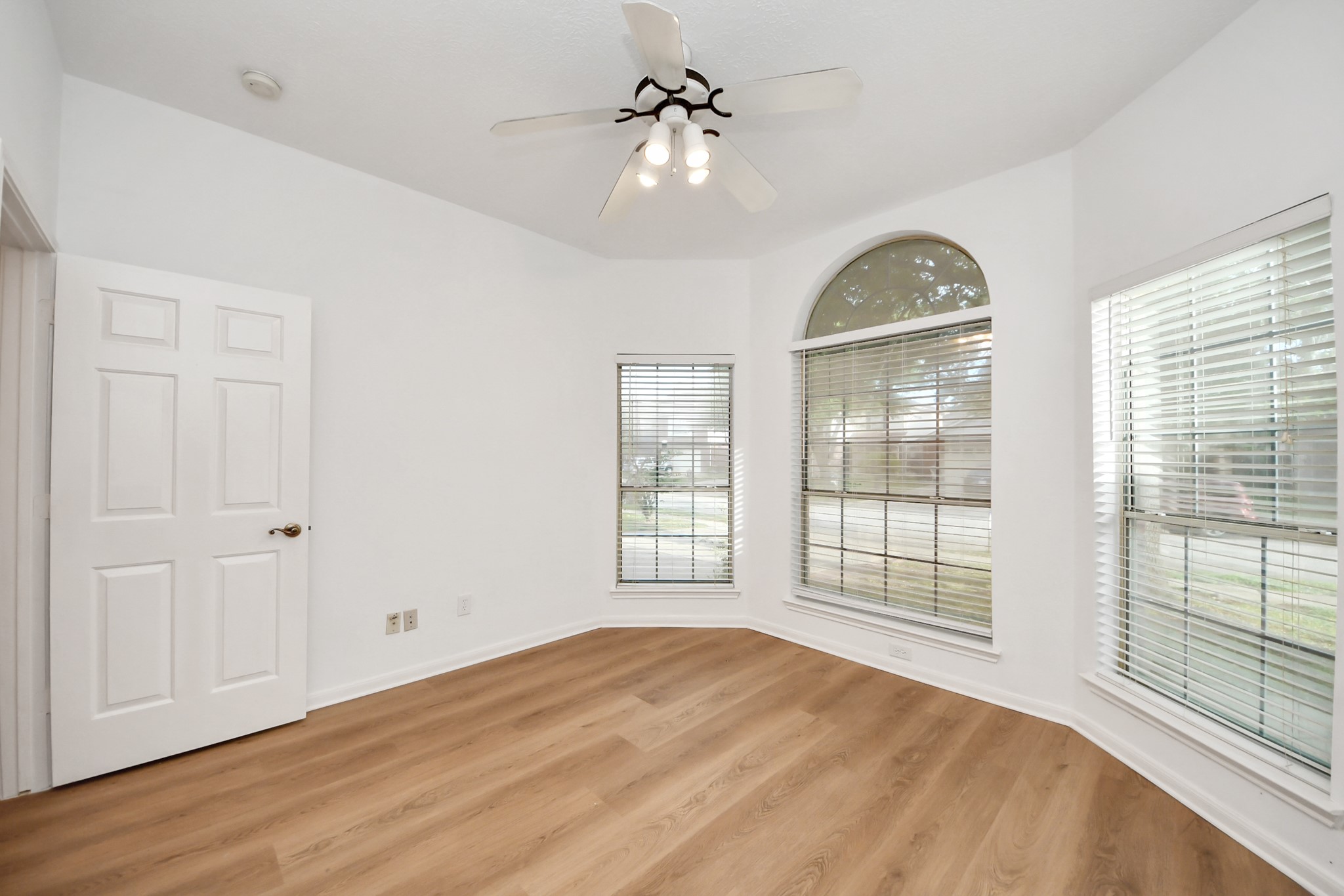 20019 Beechview Lane Katy, TX 77449 - Photo 5 of 44