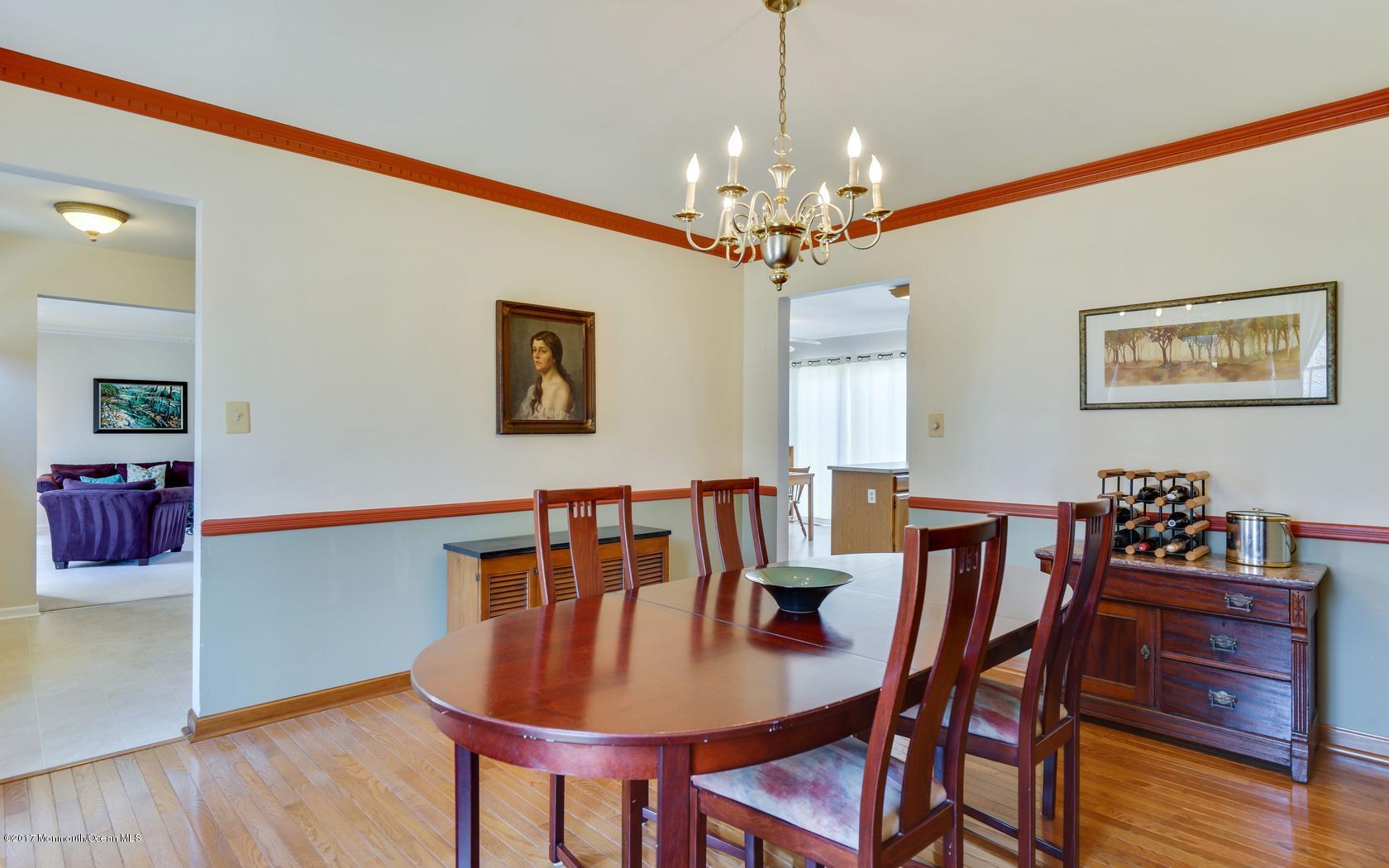 52 Brady Road Shrewsbury, NJ 07702 - Photo 5 of 23 15b4493cbc402baaef57e5c90c5b4a92