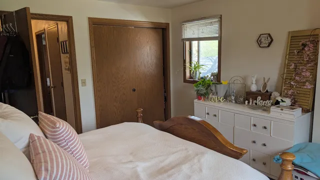 $359,900 | 1420 East Sylvan Avenue, Appleton, WI 54915