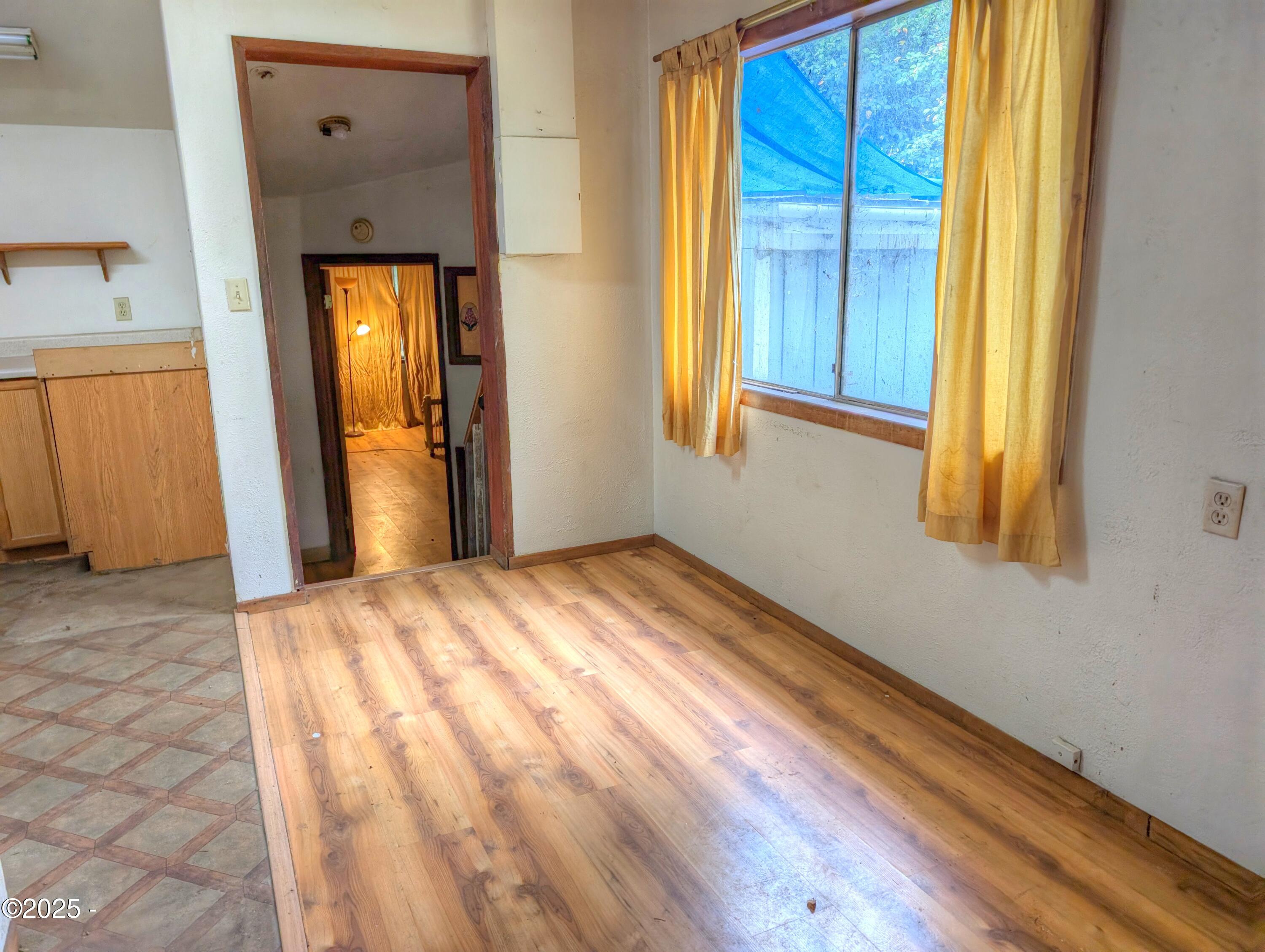 1601 Moonshine Park Road Logsden, OR 97357 - Photo 7 of 18 Dining Room Area