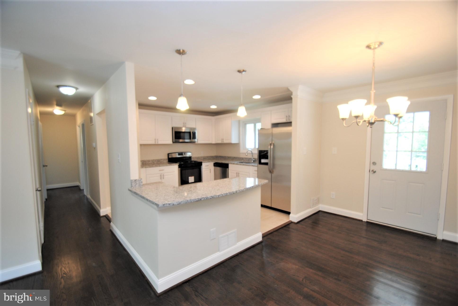8900 Crandall Road Lanham, MD 20706 - Photo 6 of 24 Kitchen