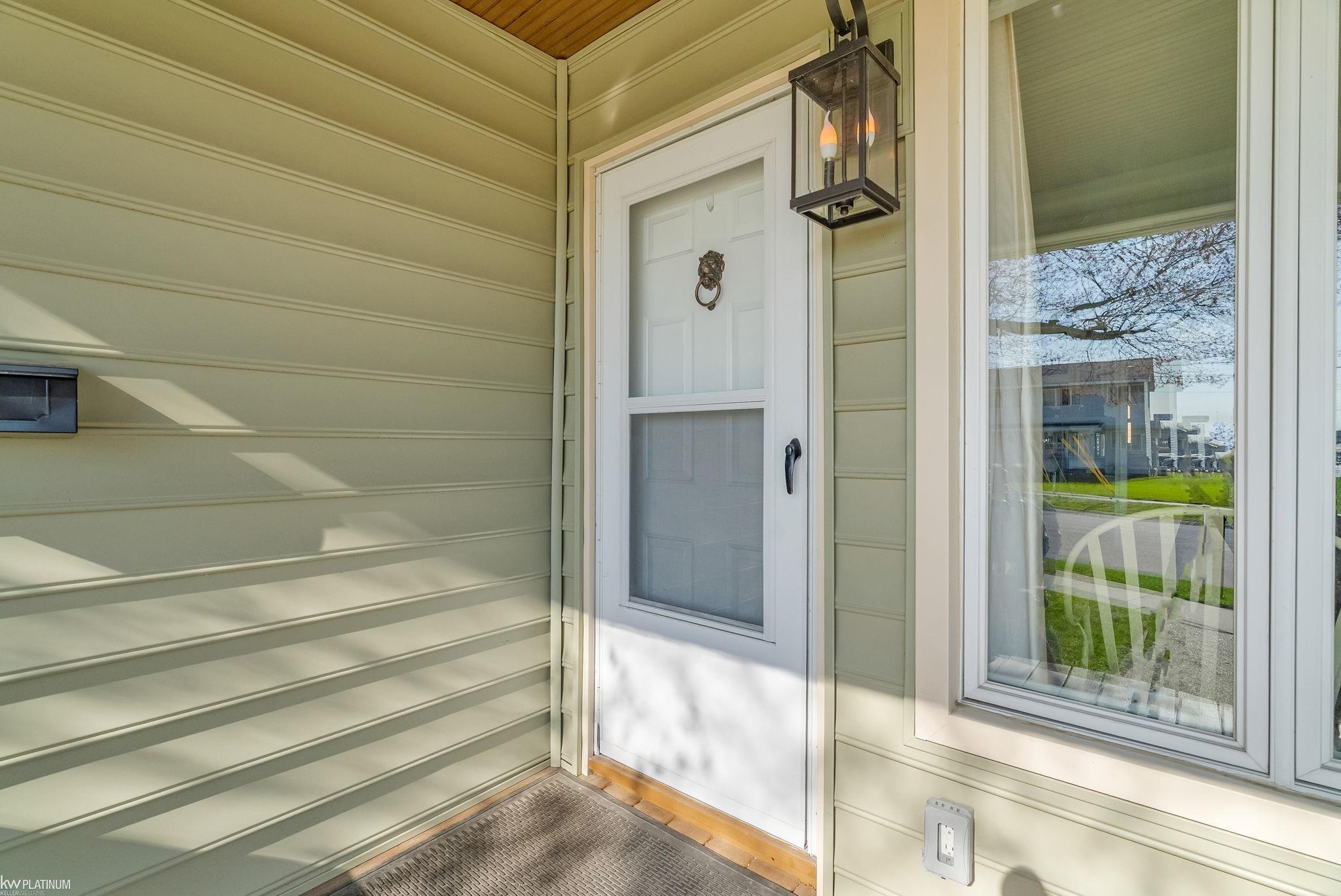 1802 Riverside Drive Port Huron, MI 48060 - Photo 8 of 34 Gallery Image 8