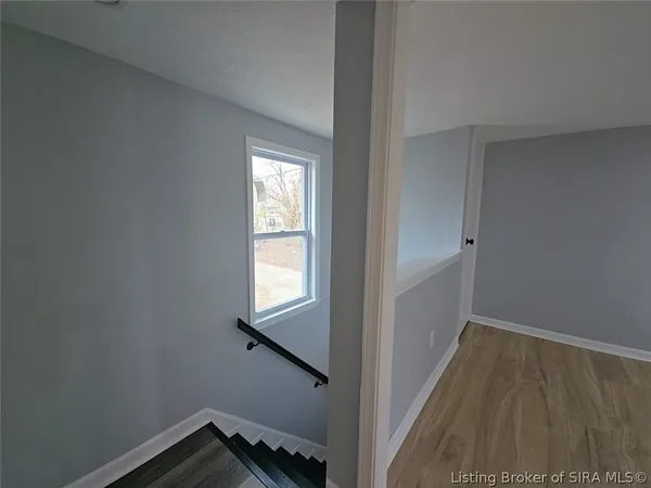 $150,000 | 907 East 10th Street, Jeffersonville, IN 47130