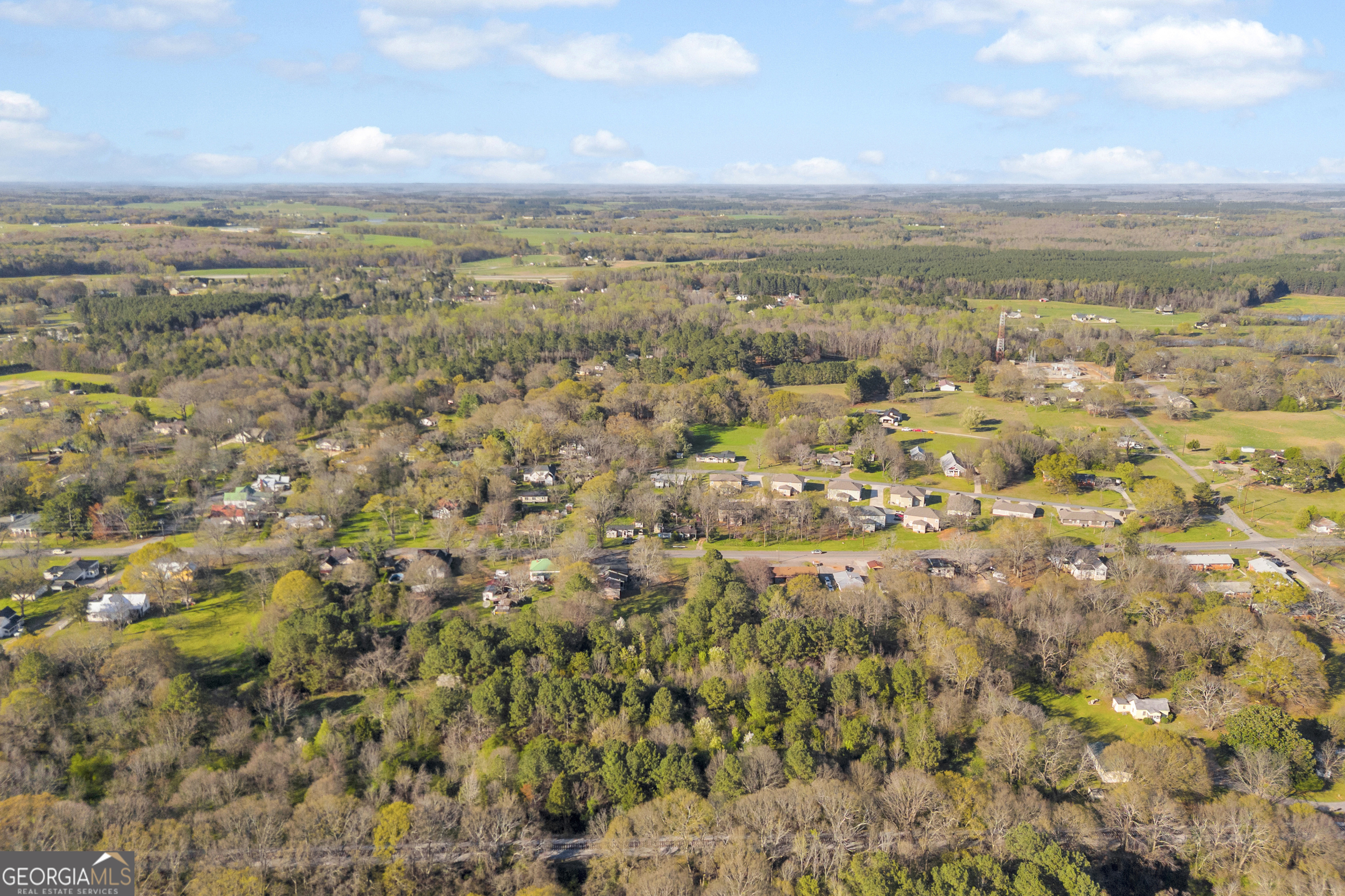 0 Oak Street Comer, GA 30629 - Photo 5 of 20 a view of city and mountain