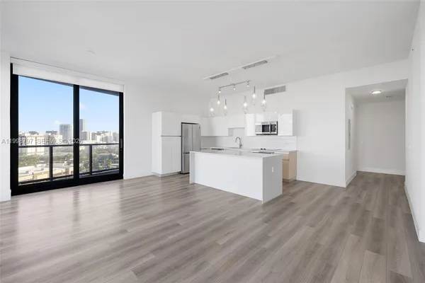 $5,262 | 101 Diplomat Parkway, Unit 1002, Hallandale Beach, FL 33009