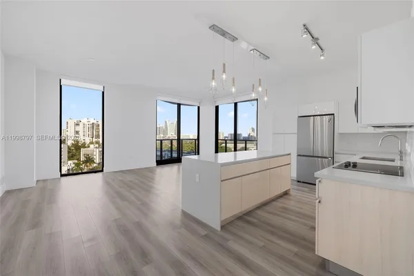$5,262 | 101 Diplomat Parkway, Unit 1002, Hallandale Beach, FL 33009