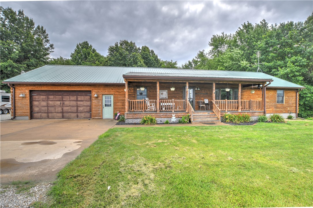 2602 East 1800 North Road Moweaqua, IL 62550 - Photo 1 of 42