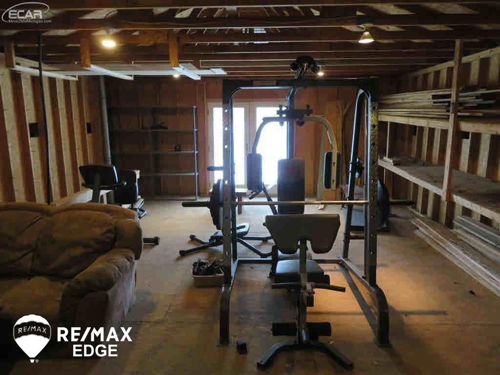 11380 West Frances Road Flushing, MI 48433 - Photo 45 of 47 21402965-44.JPG