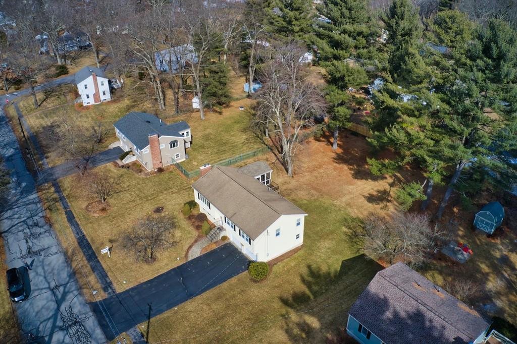 34 Thoreau Road Northborough, MA 01532 - Photo 12 of 32 Gallery Image 12