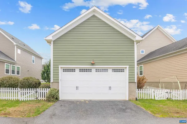$629,900 | 1838 Wickham Place, Charlottesville, VA 22901