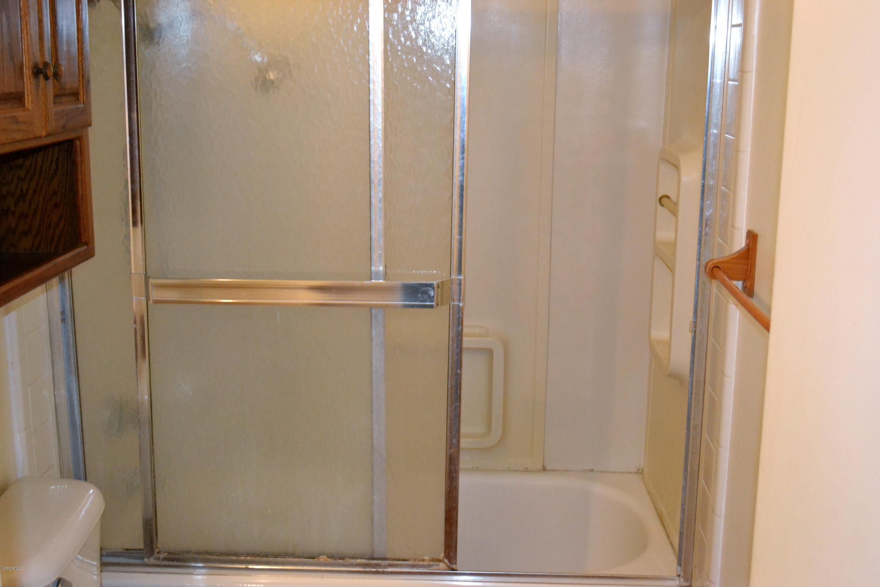 3960 Goodwin Avenue Simi Valley, CA 93063 - Photo 12 of 23 DSC_0083