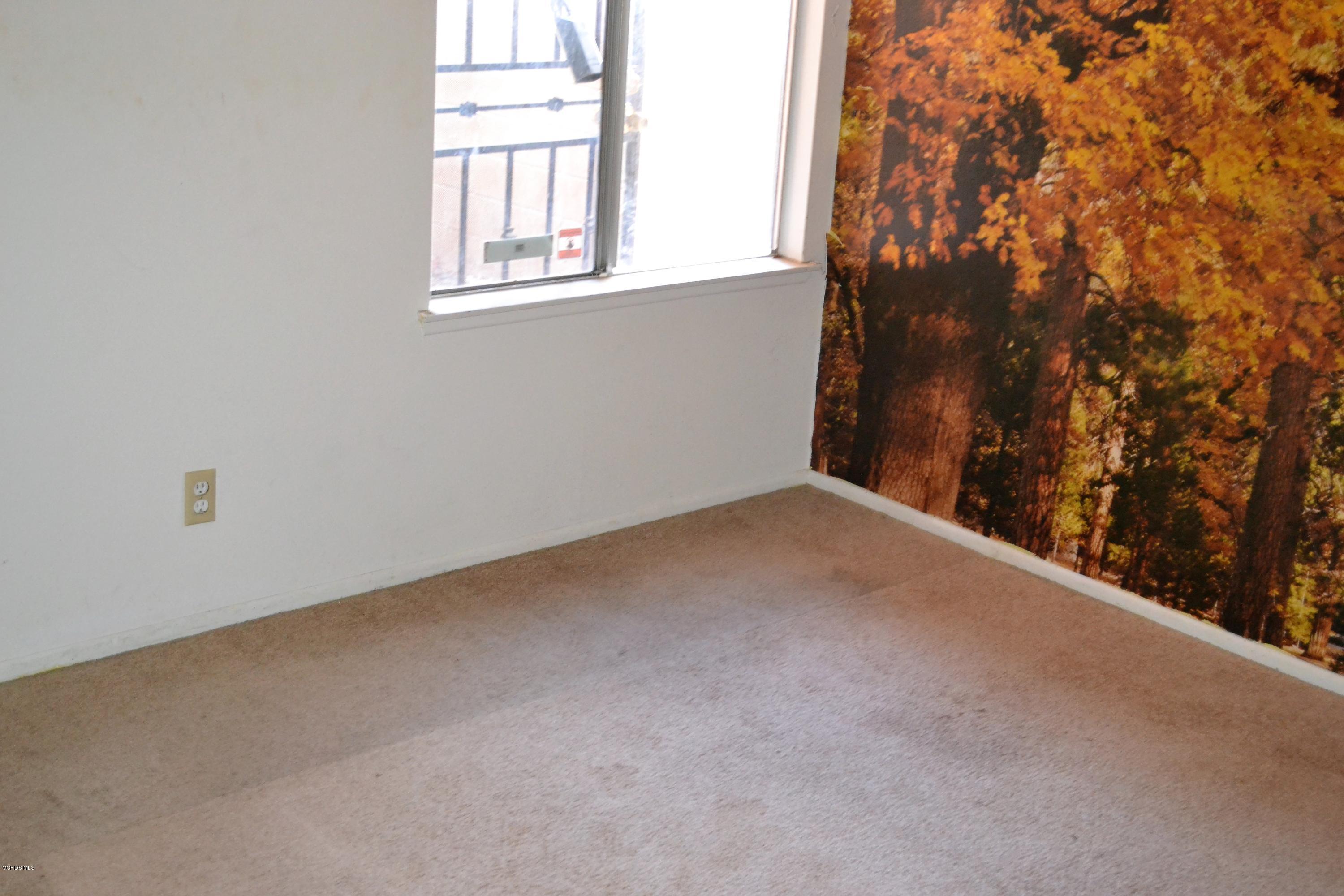 3960 Goodwin Avenue Simi Valley, CA 93063 - Photo 14 of 23 DSC_0076