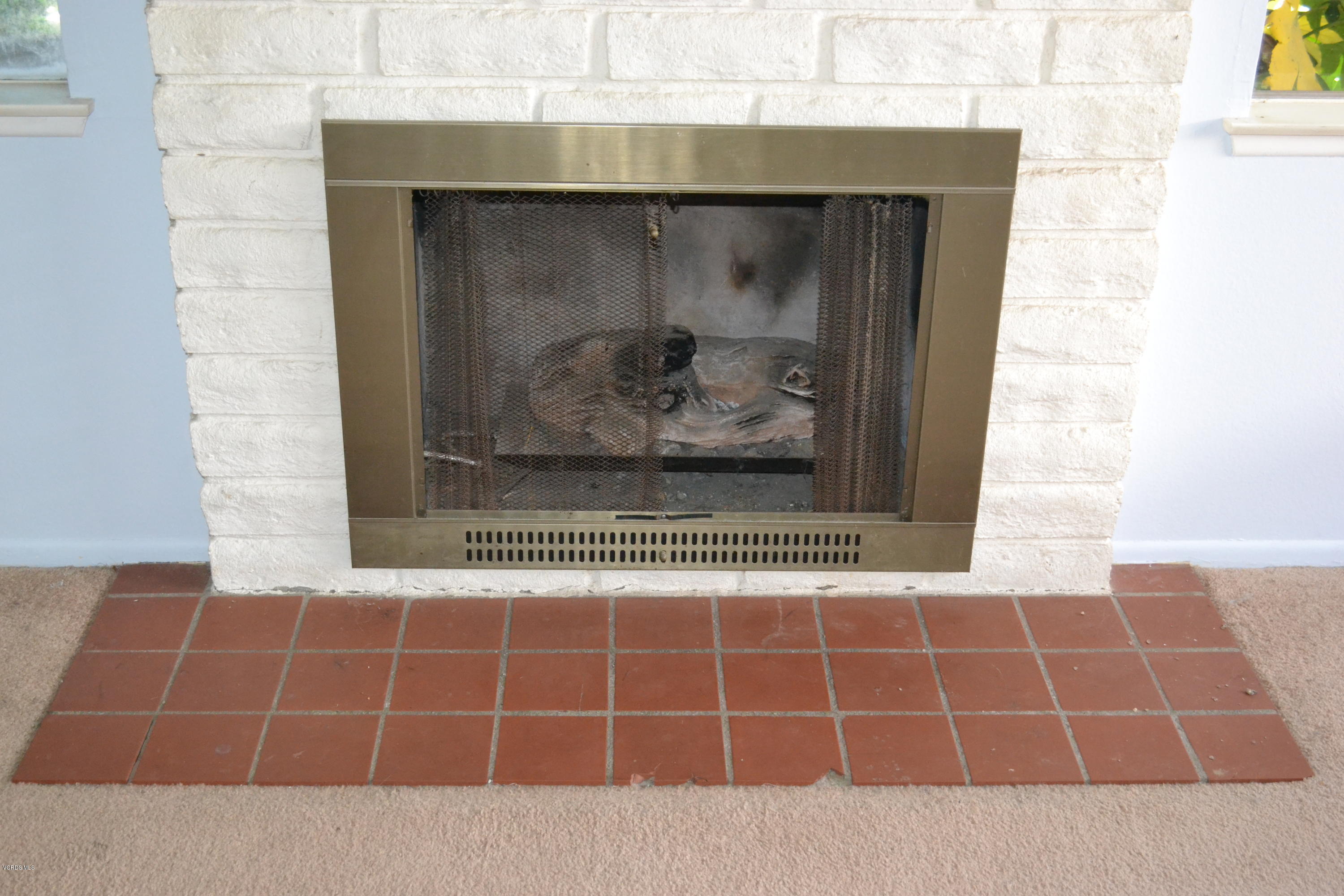 3960 Goodwin Avenue Simi Valley, CA 93063 - Photo 5 of 23 DSC_0063