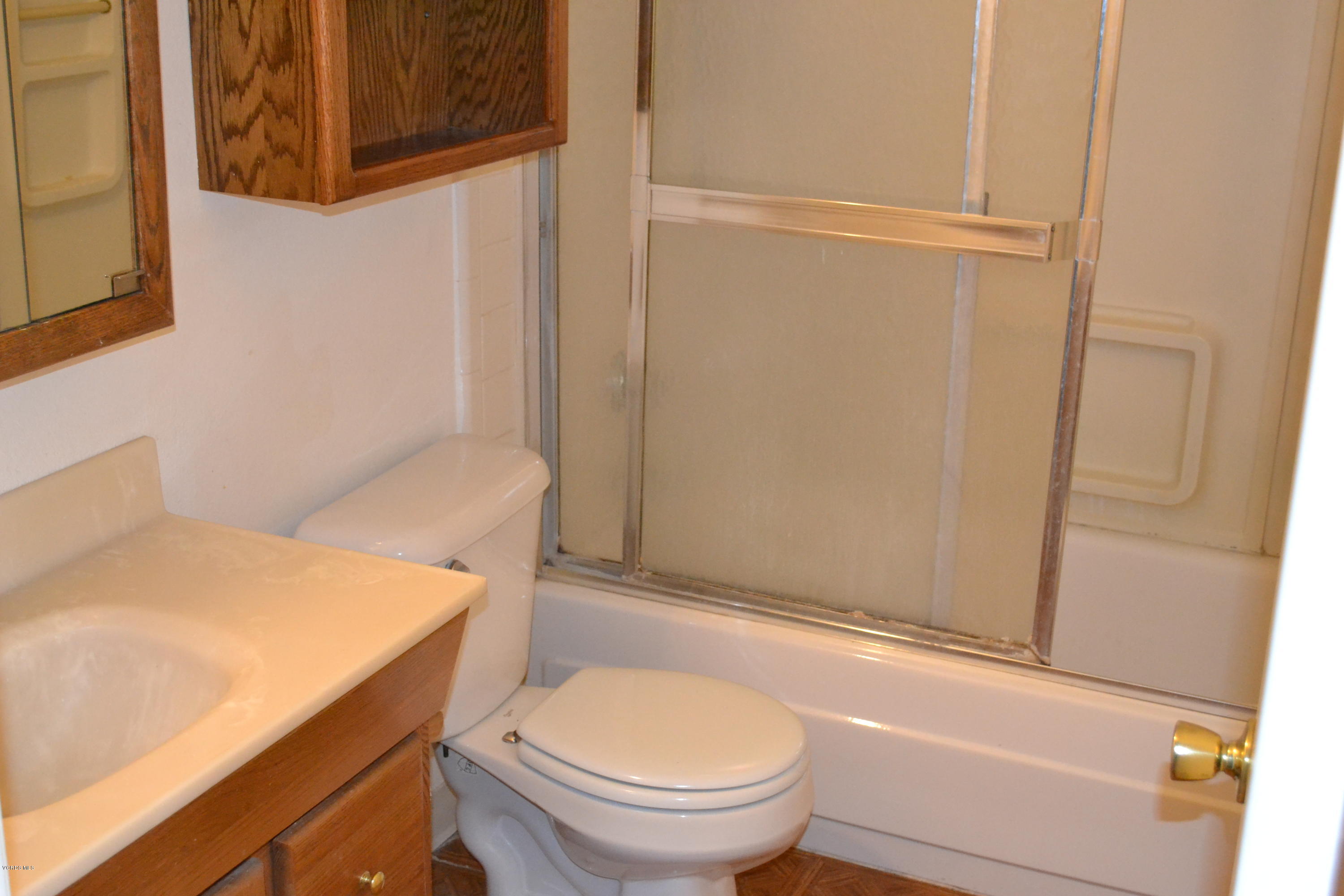 3960 Goodwin Avenue Simi Valley, CA 93063 - Photo 9 of 23 DSC_0072