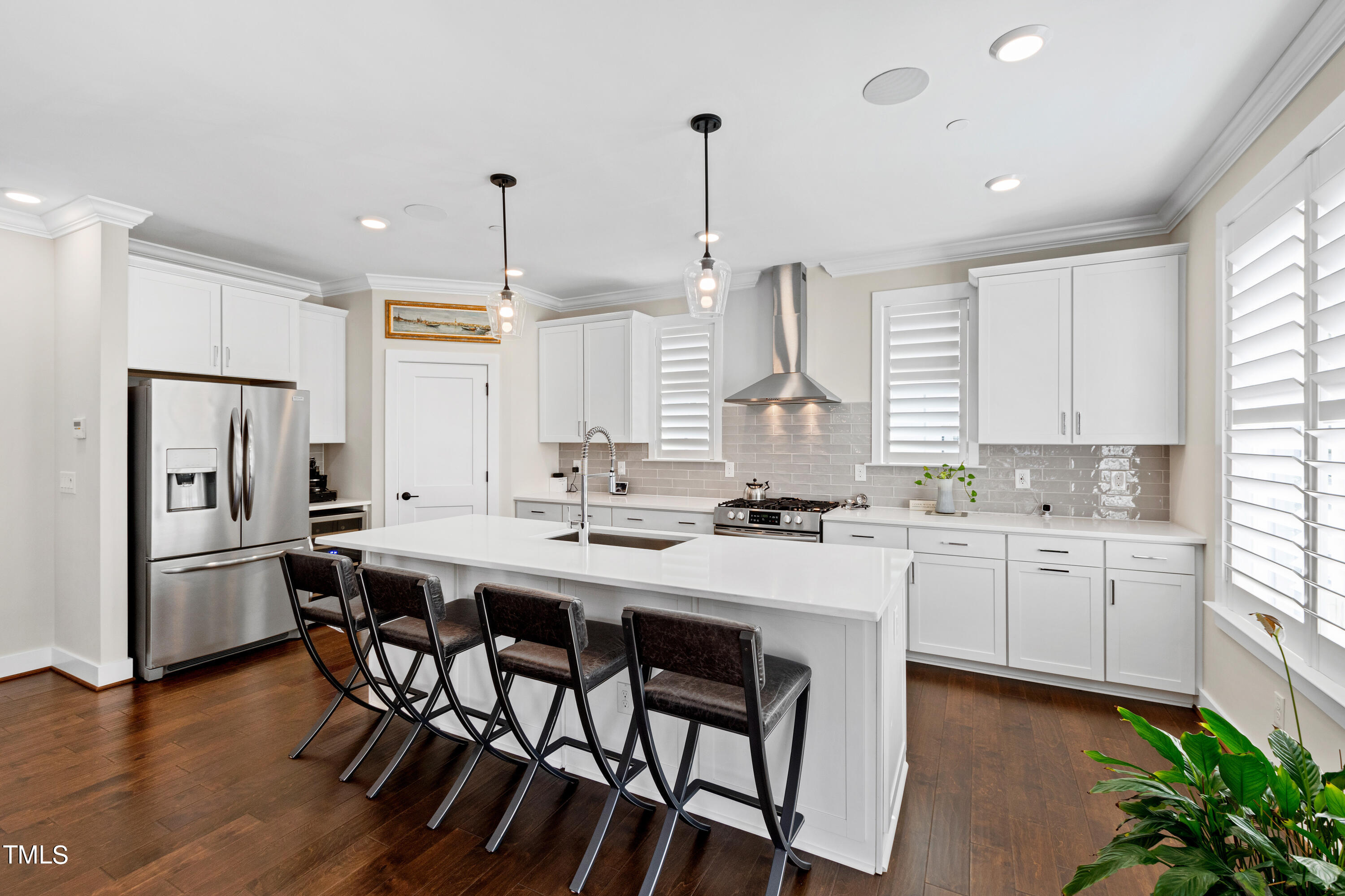1610 Draper View Loop, Unit 106 Raleigh, NC 27608 - Photo 5 of 36 Kitchen 2