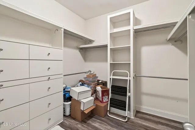 $329,000 | 34 Chinaberry Circle, Carriere, MS 39426