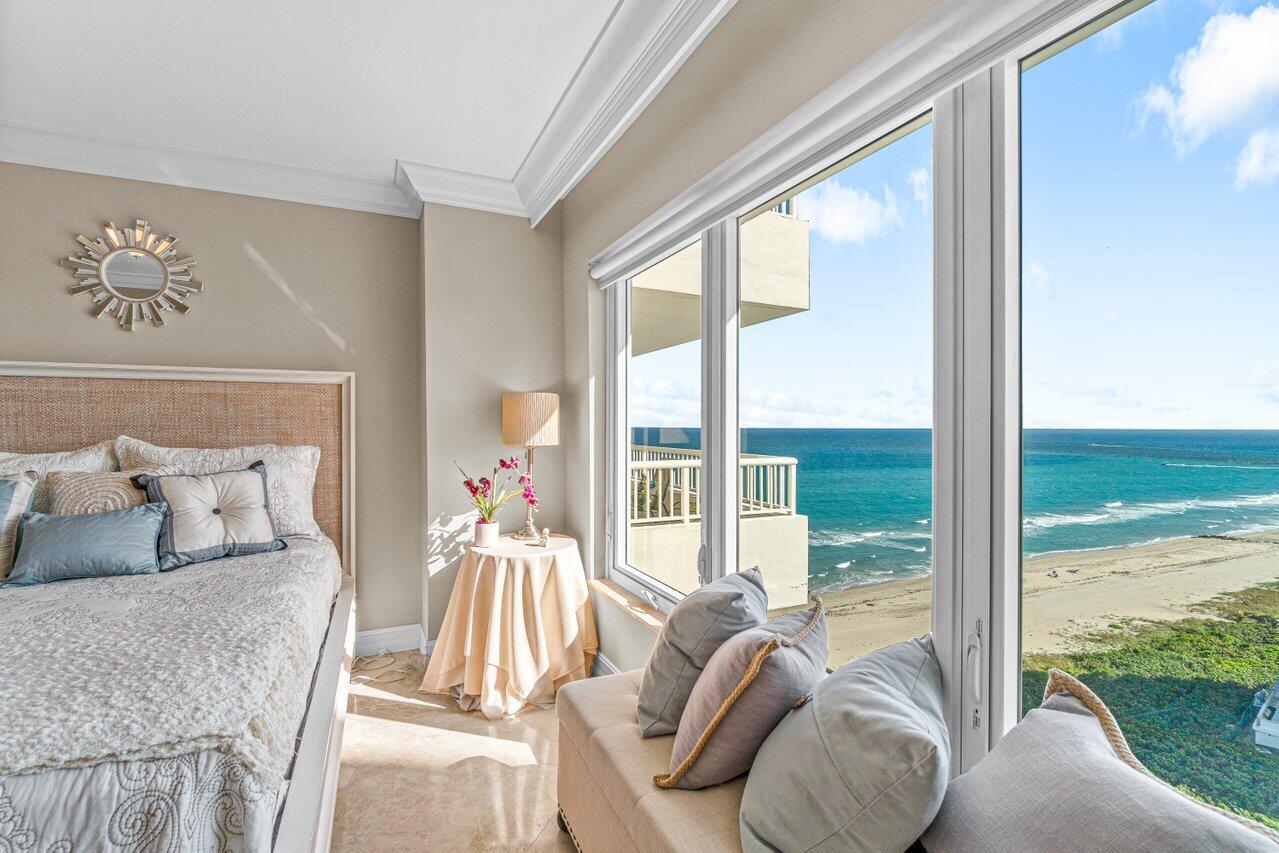 600 South Ocean Boulevard, Unit 1402 Boca Raton, FL 33432 - Photo 22 of 35 Primary Bedroom