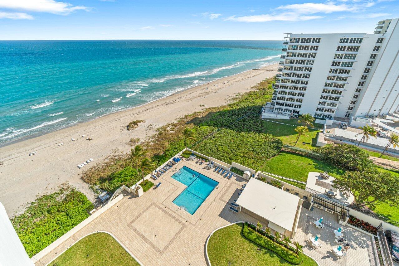 600 South Ocean Boulevard, Unit 1402 Boca Raton, FL 33432 - Photo 31 of 35 POOL