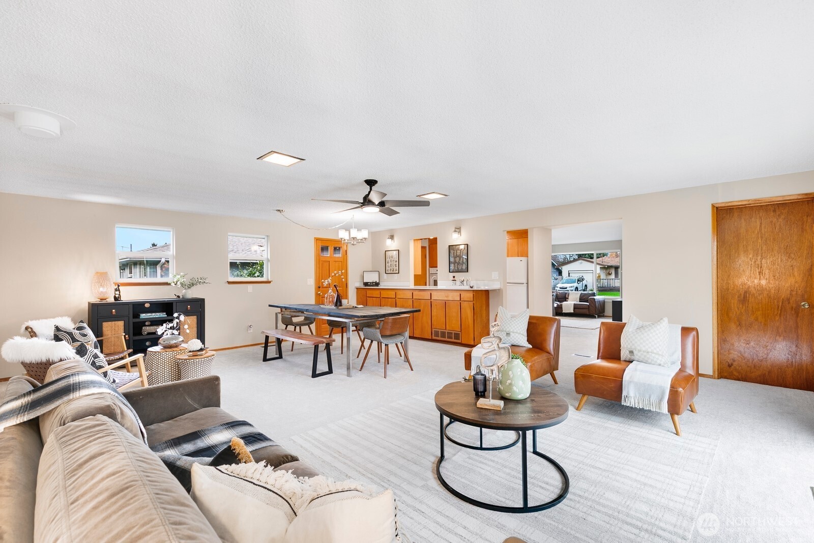 3735 Northeast 10th Lane Renton, WA 98056 - Photo 11 of 26