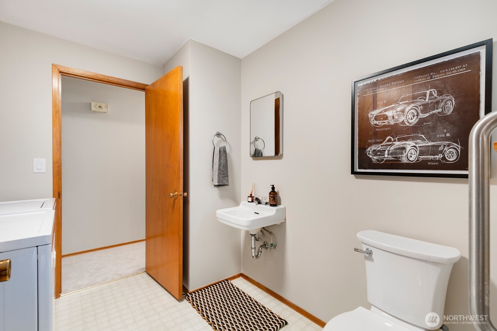 3735 Northeast 10th Lane Renton, WA 98056 - Photo 21 of 26