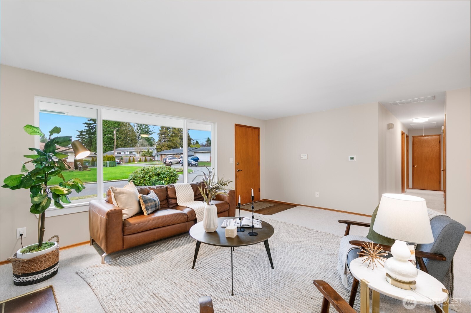 3735 Northeast 10th Lane Renton, WA 98056 - Photo 6 of 26