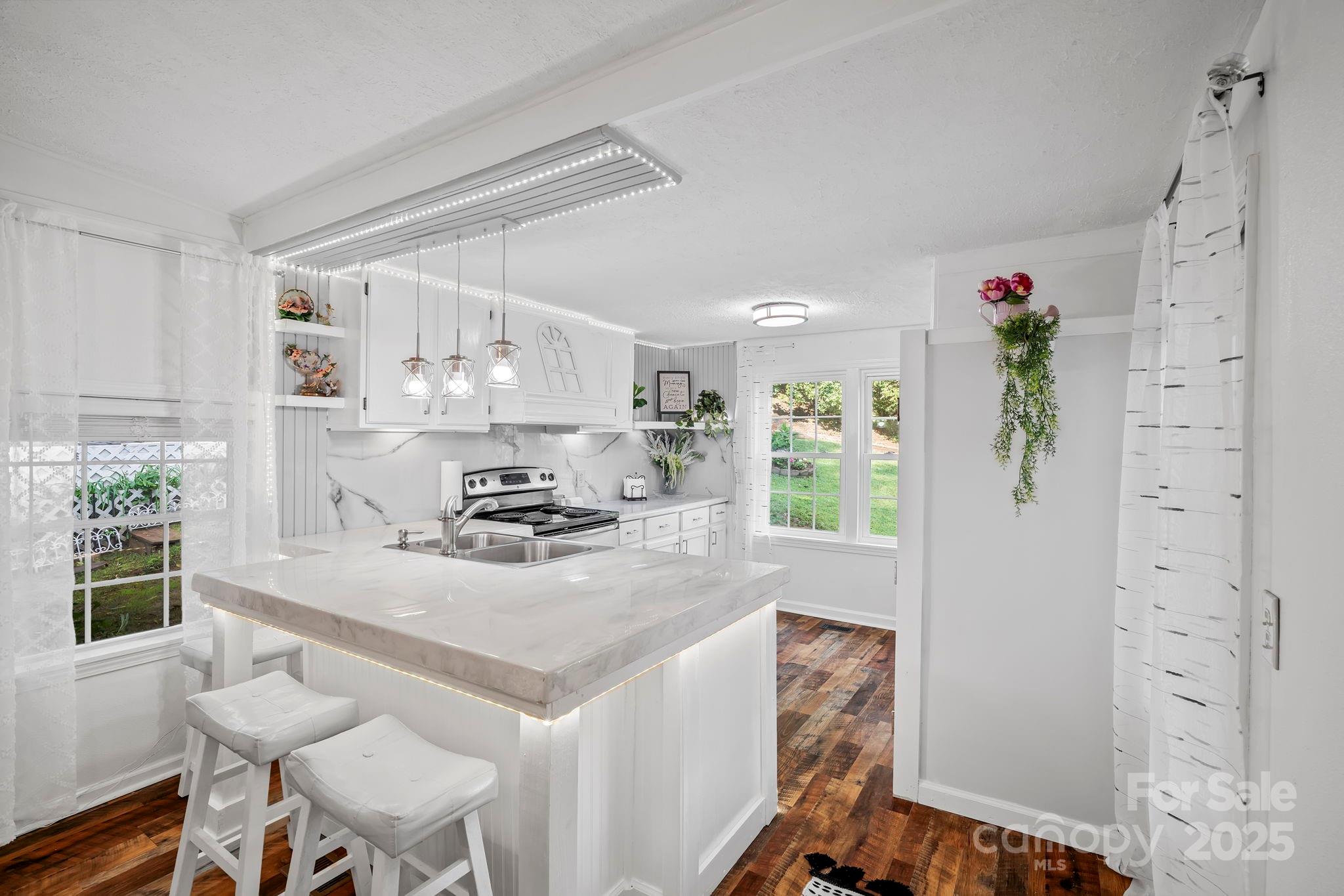 69 Devlin Street Canton, NC 28716 - Photo 13 of 44