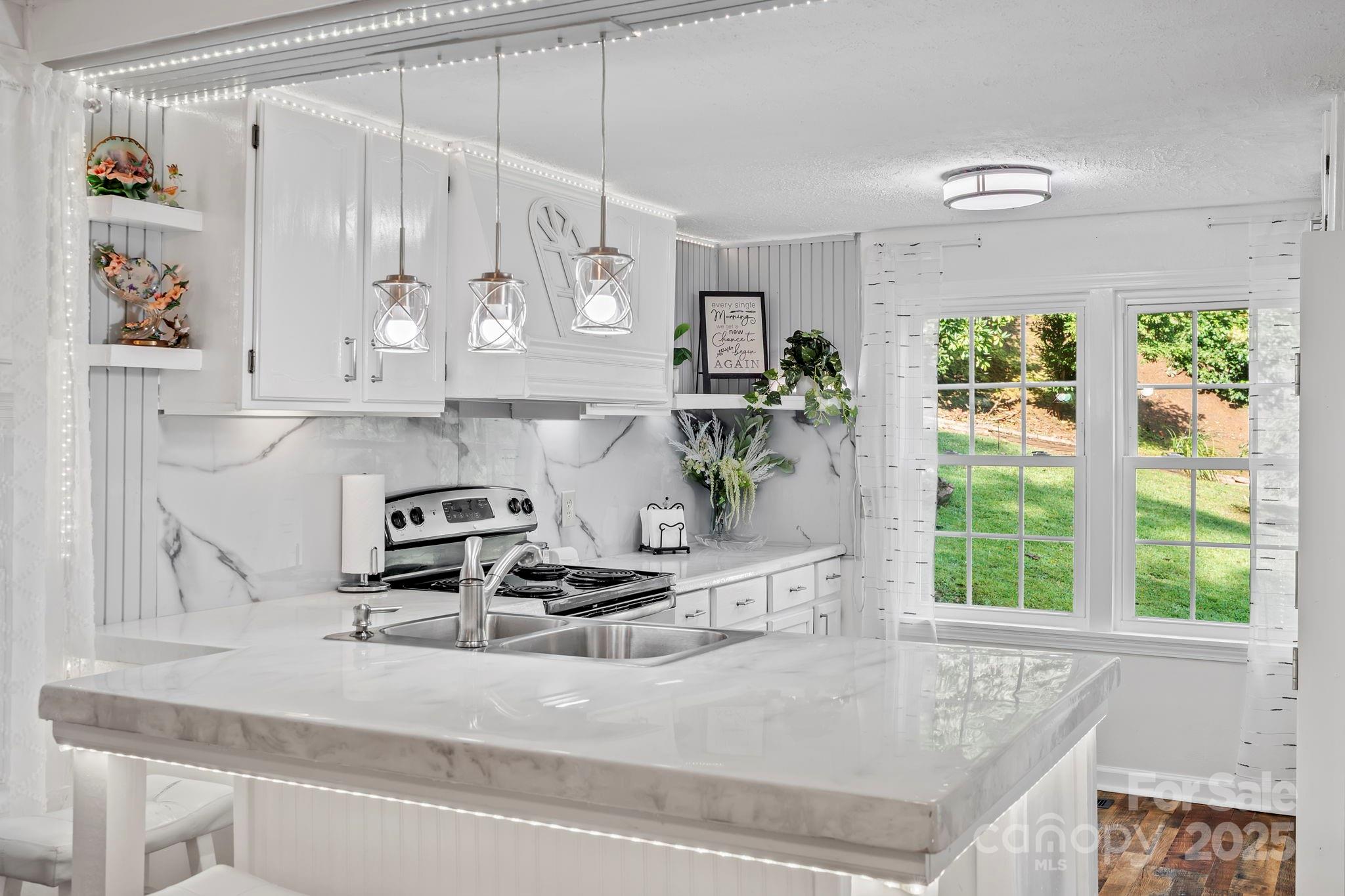 69 Devlin Street Canton, NC 28716 - Photo 14 of 44