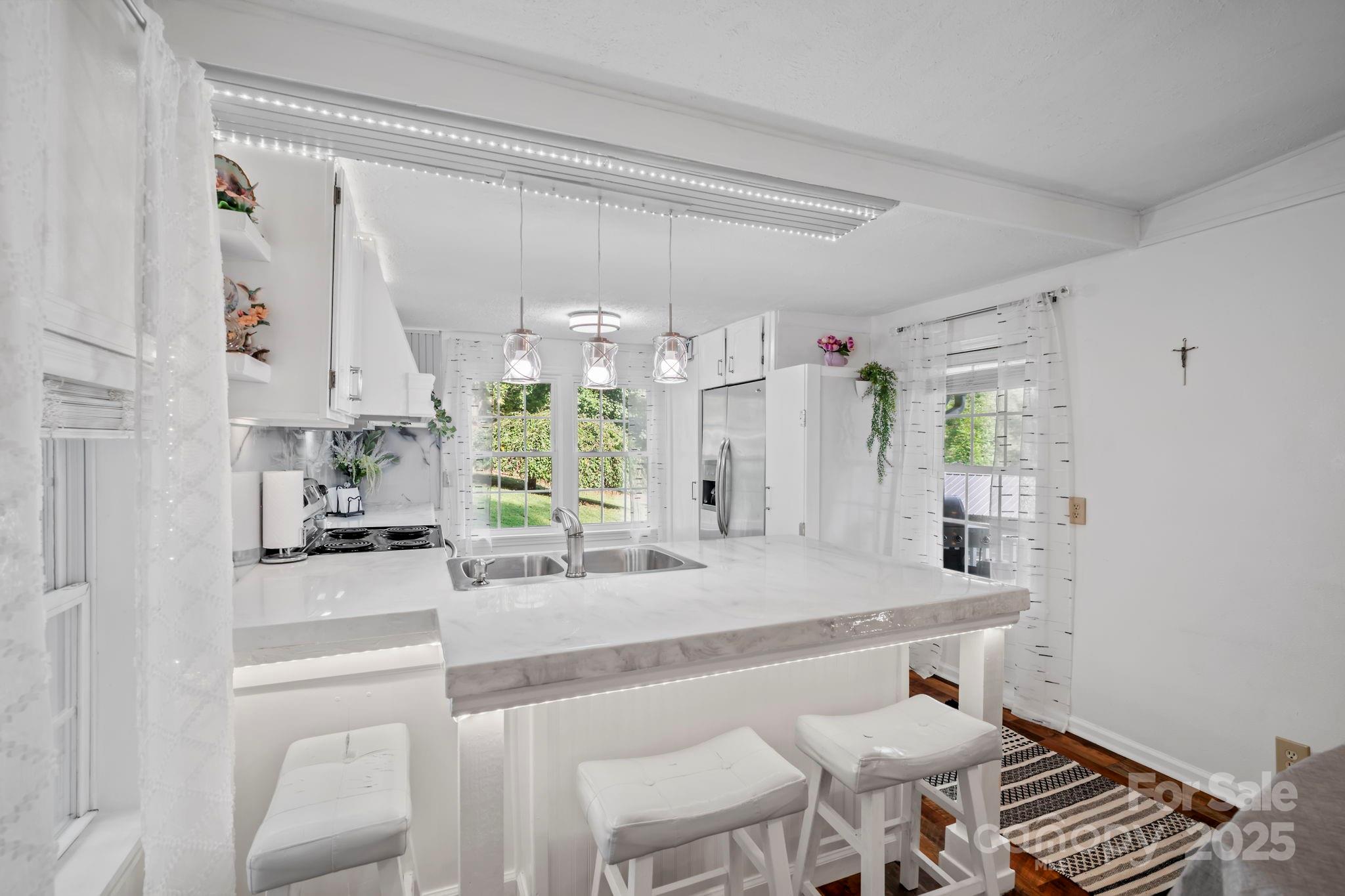 69 Devlin Street Canton, NC 28716 - Photo 18 of 44