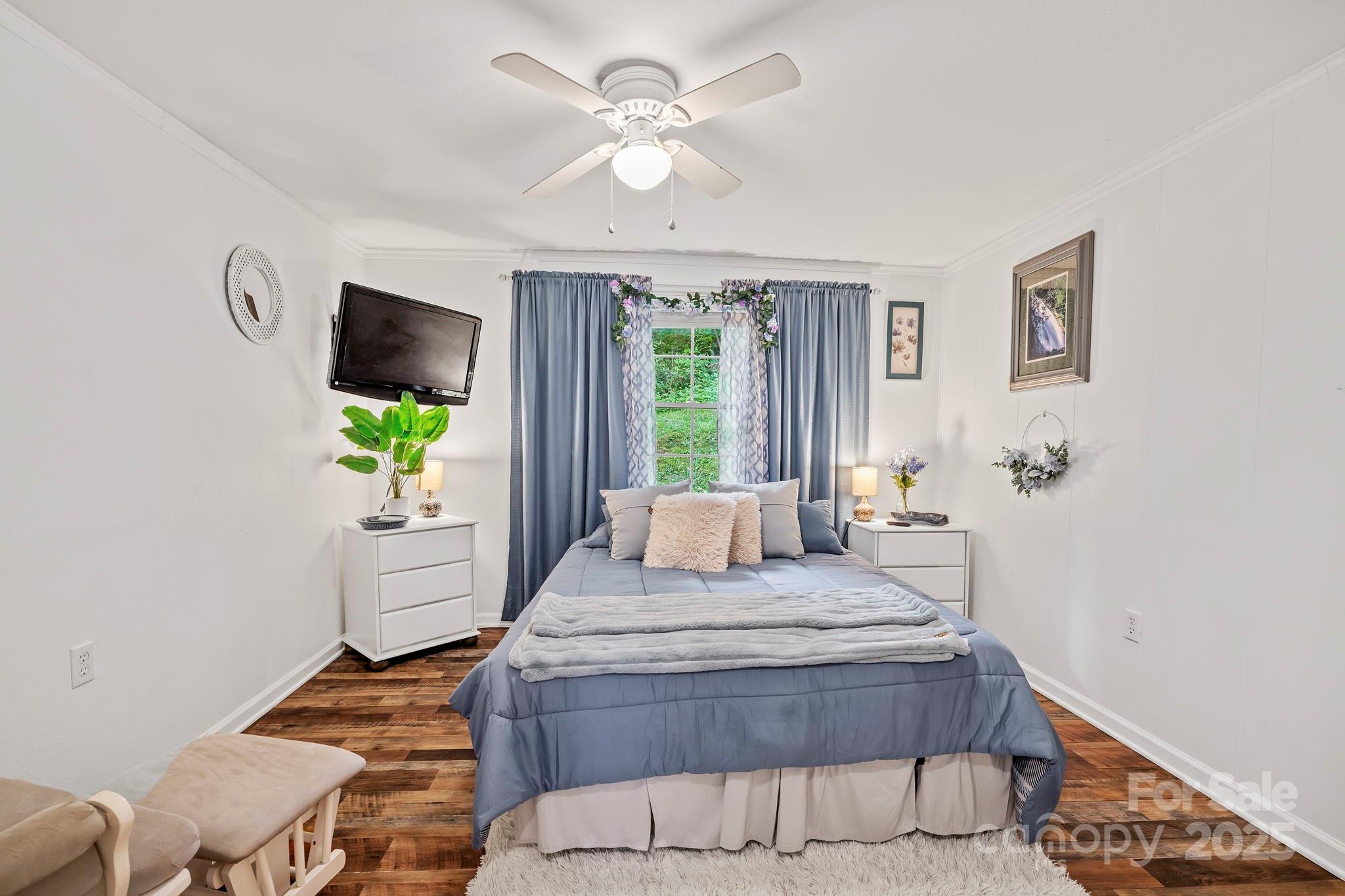 69 Devlin Street Canton, NC 28716 - Photo 22 of 44