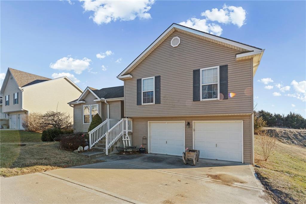 521 East 2nd Street Dearborn, MO 64439 - Photo 2 of 21