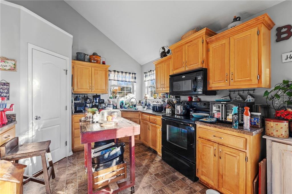 521 East 2nd Street Dearborn, MO 64439 - Photo 8 of 21