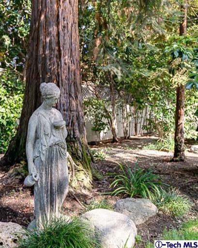 348 Blythe Road La Canada Flintridge, CA 91011 - Photo 51 of 51 a view of outdoor space and yard