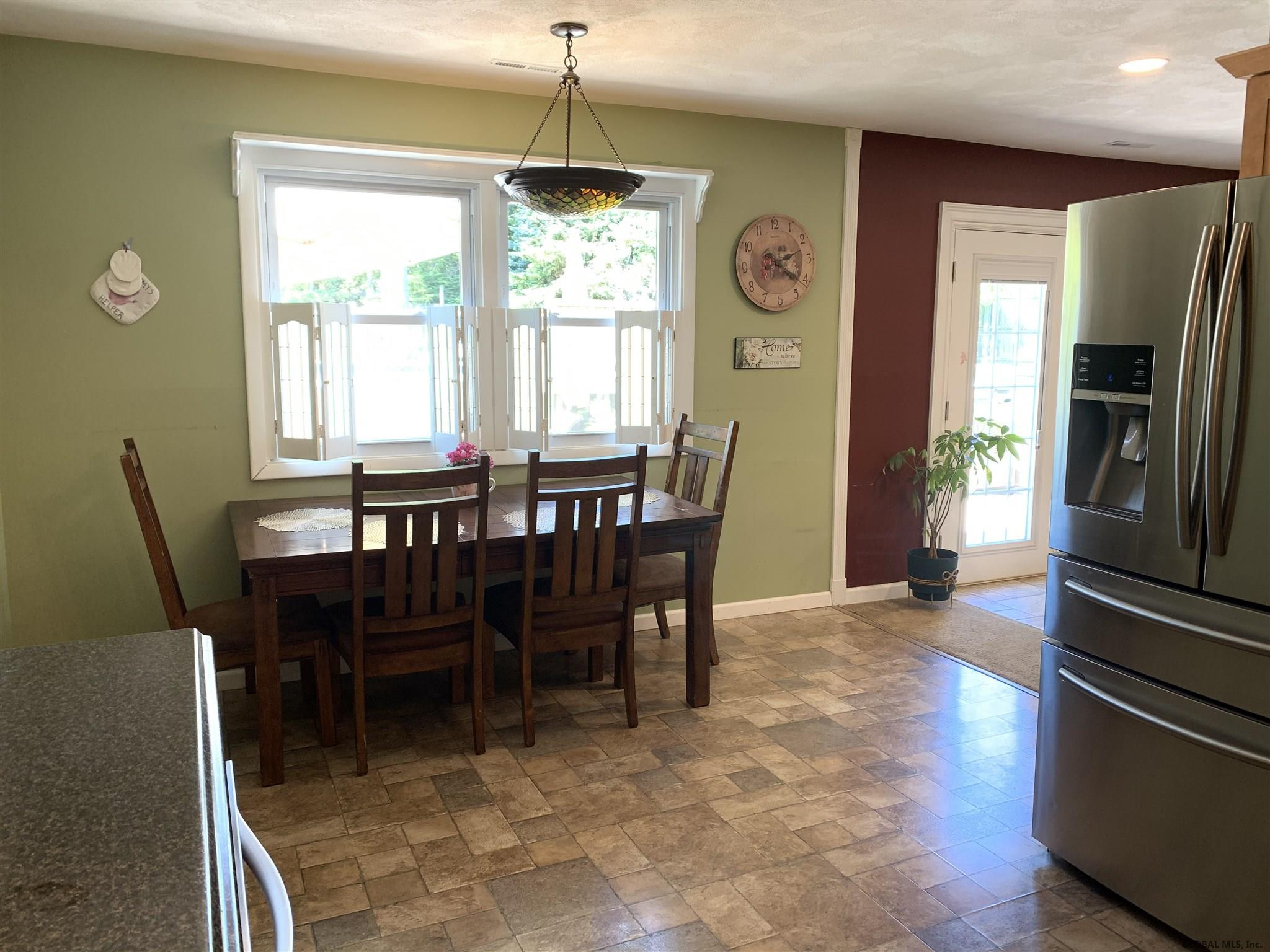 14 Sparrowbush Road Colonie, NY 12110 - Photo 11 of 35 Photo 11