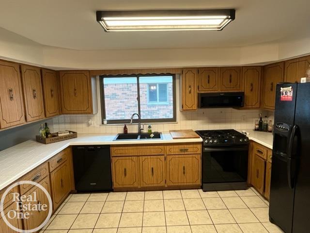 47916 Chrys Road Macomb, MI 48044 - Photo 13 of 29