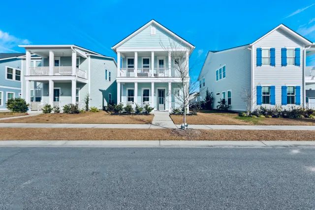 $399,000 | 204 Magnolia Garden Drive, Summerville, SC 29483