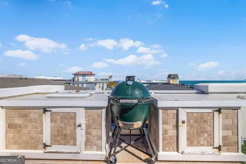 $1,950,000 | 8 18th Street, Tybee Island, GA 31328