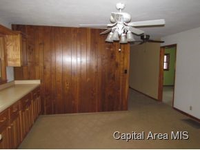 1630 Reed Avenue Springfield, IL 62704 - Photo 6 of 14 Gallery Image 6