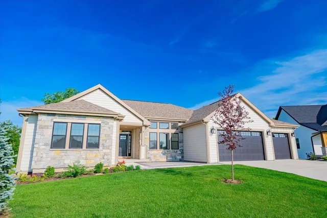 $1,228,000 | 1452 Serenity Sun Prairie, Sun Prairie, WI 53590