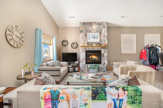 $699,900 | 390 Iyopawa Road, Coldwater, MI 49036