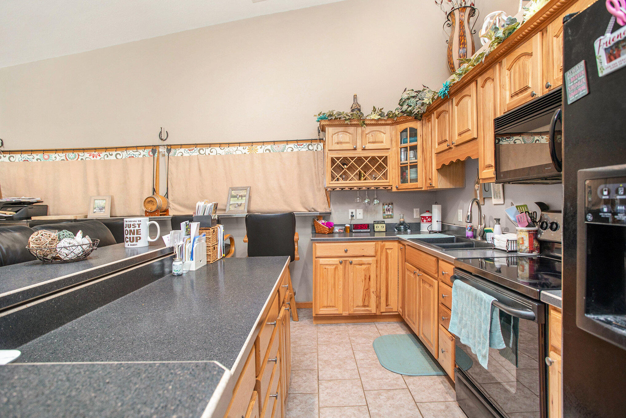 390 Iyopawa Road Coldwater, MI 49036 - Photo 9 of 30 009_390_iyopawa_rd_coldwater_mi_49036_10