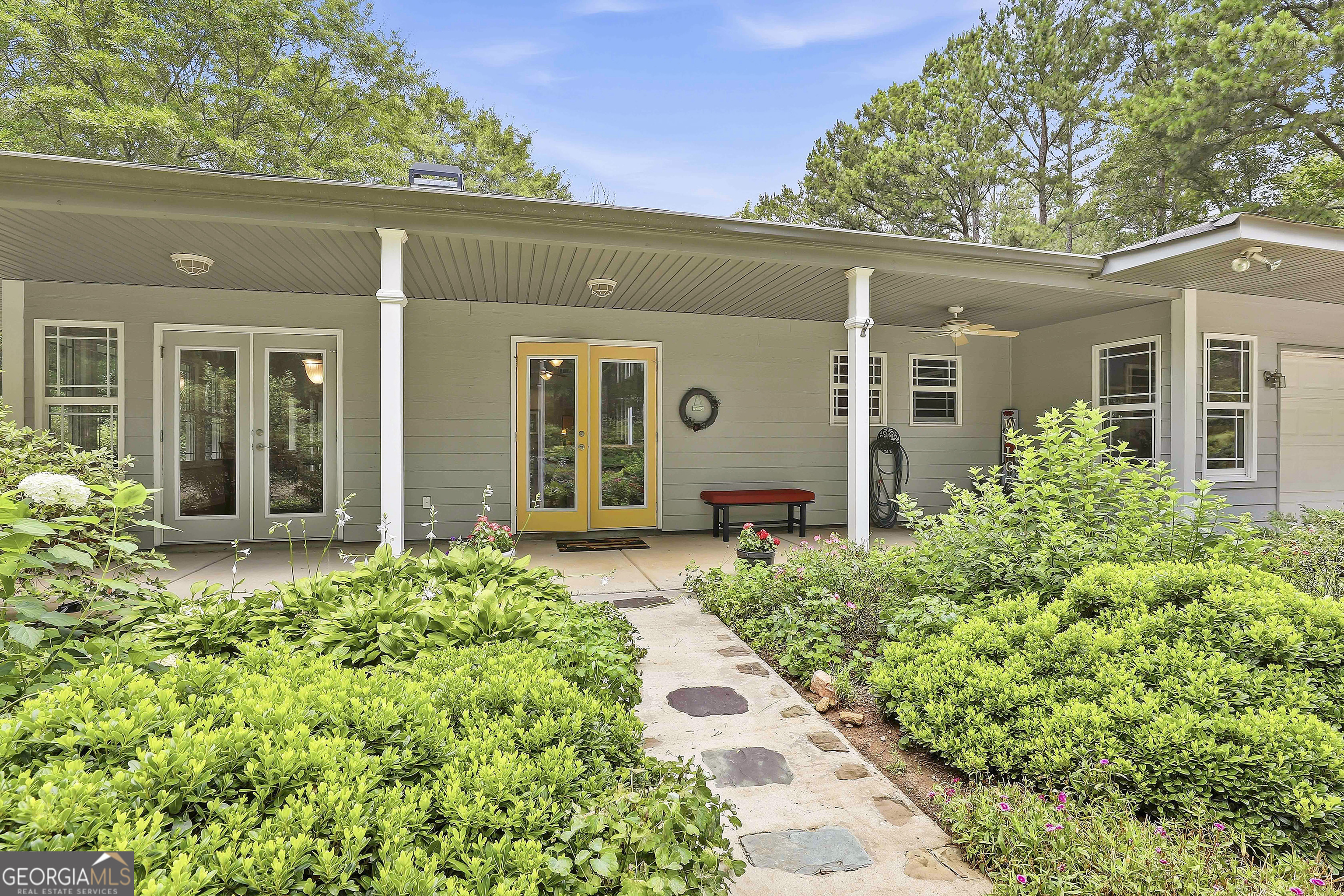 207 Steeplechase Barnesville, GA 30204 - Photo 4 of 78
