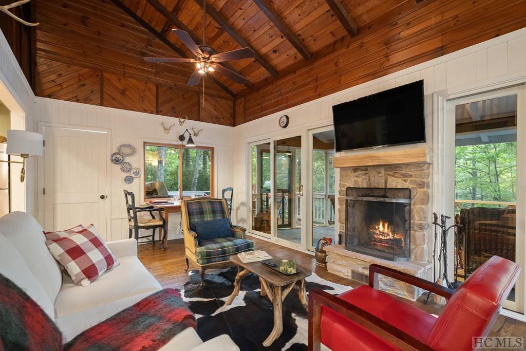 792 Hickory Hill Road Highlands, NC 28741 - Photo 24 of 26 Gallery Image 24