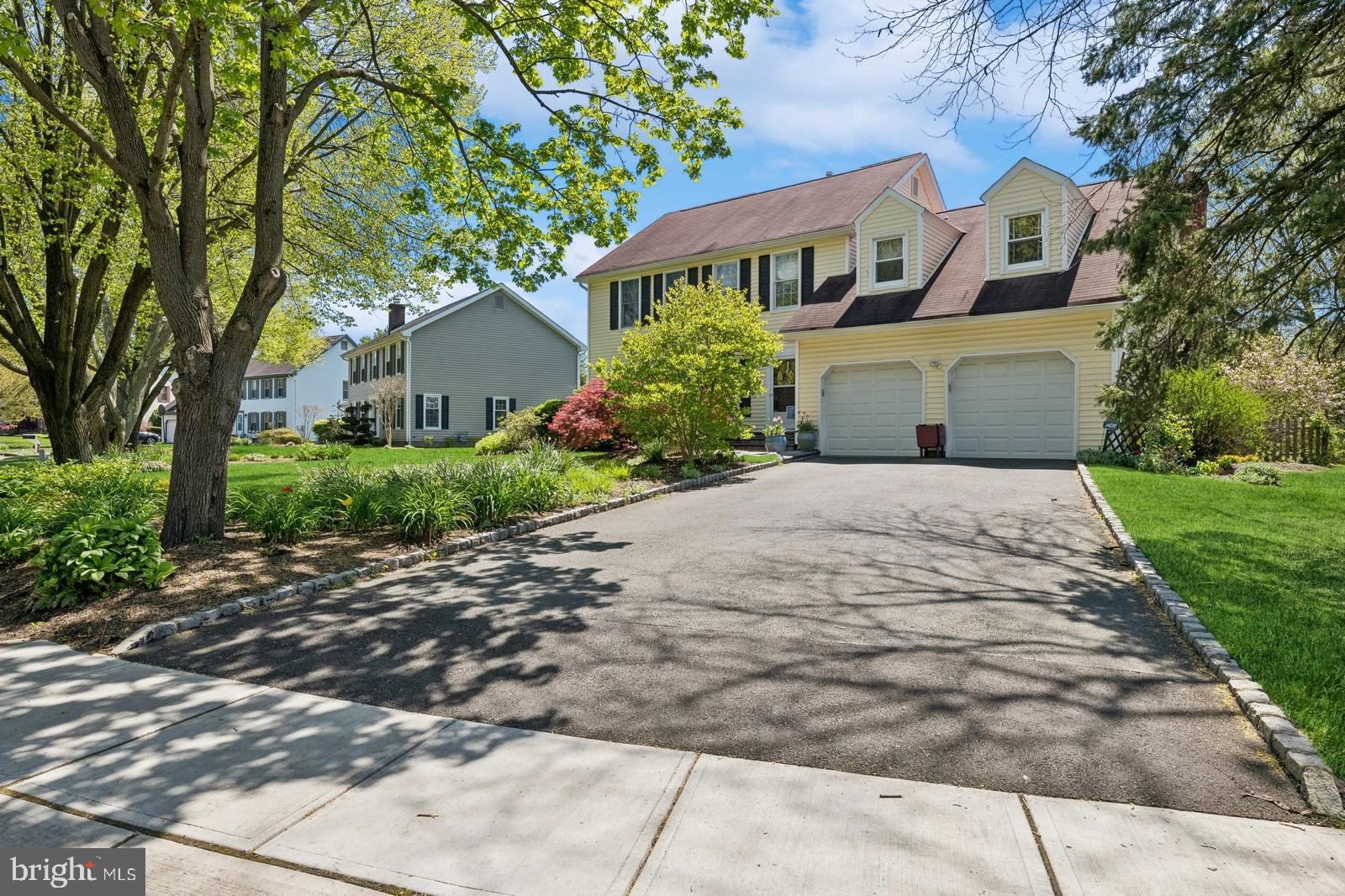 11 Rutledge Court Plainsboro, NJ 08536 - Photo 4 of 72 Gallery Image 4
