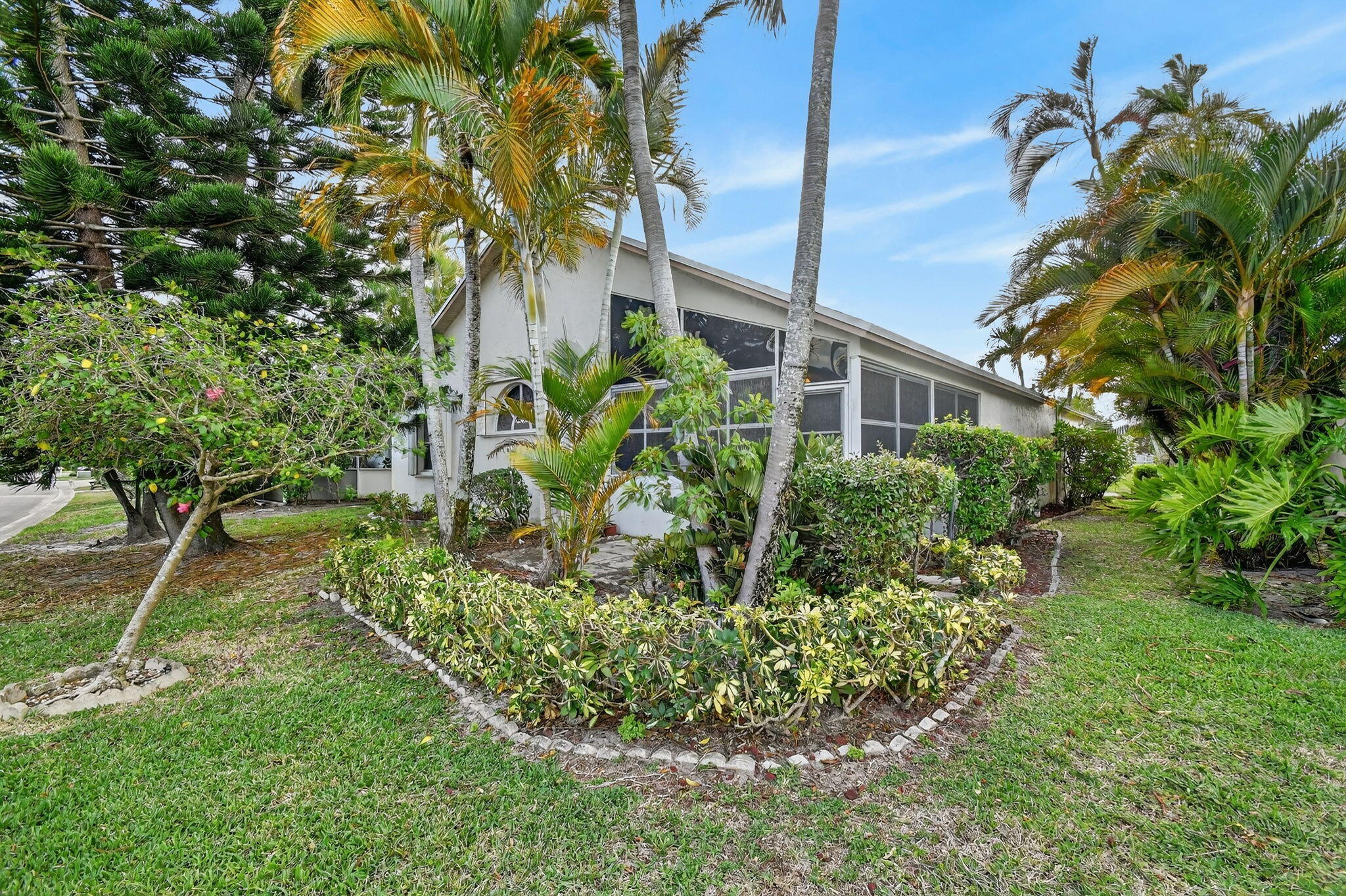 131 Hammocks Court Greenacres, FL 33413 - Photo 21 of 38 49-web-or-mls-DSC_9523