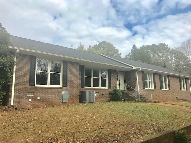 106 Longview Drive Anderson, SC 29621 - Photo 1 of 14