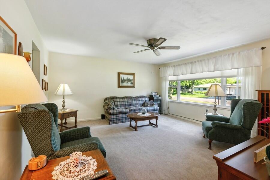 990 Wedgewood Road St. Joseph, MI 49085 - Photo 5 of 10 05_990WedgewoodDr_2006_LowRes