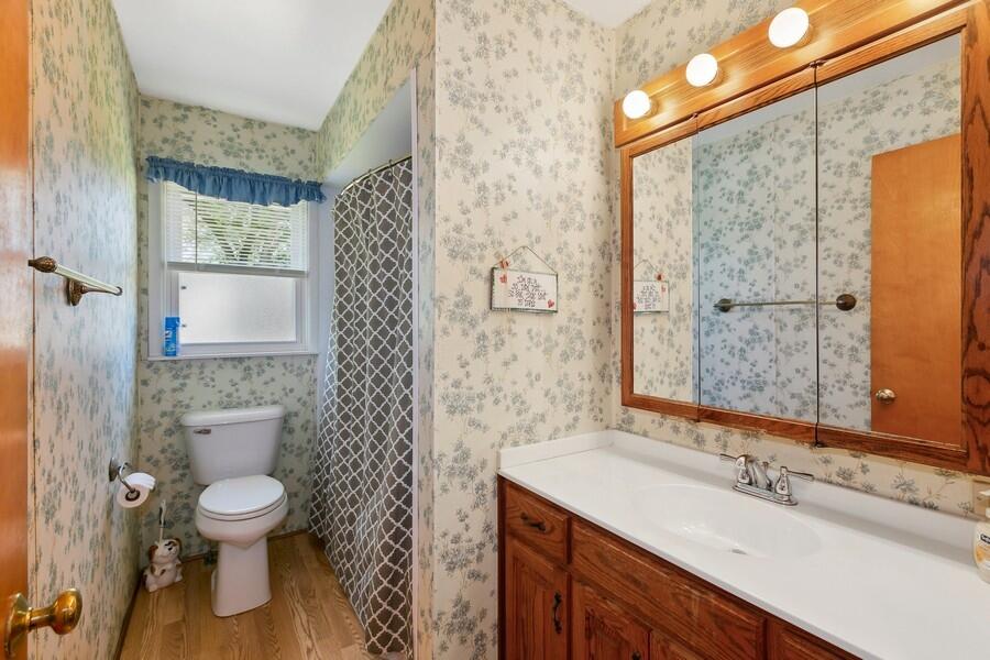 990 Wedgewood Road St. Joseph, MI 49085 - Photo 7 of 10 07_990WedgewoodDr_2009_LowRes