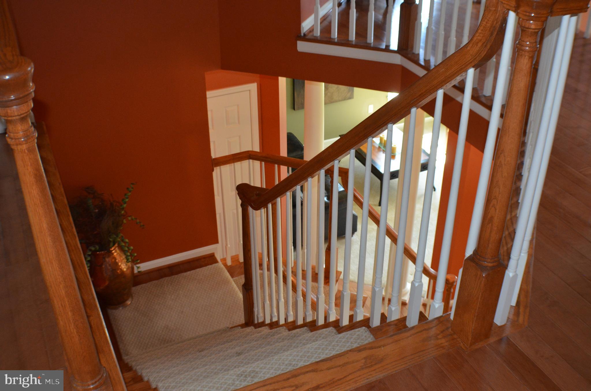 9802 Shaded Day Laurel, MD 20723 - Photo 10 of 39 Steps to Upper Level