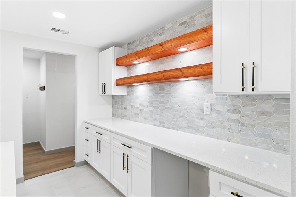 1018 Randy Road Cedar Hill, TX 75104 - Photo 12 of 36 Gallery Image 12